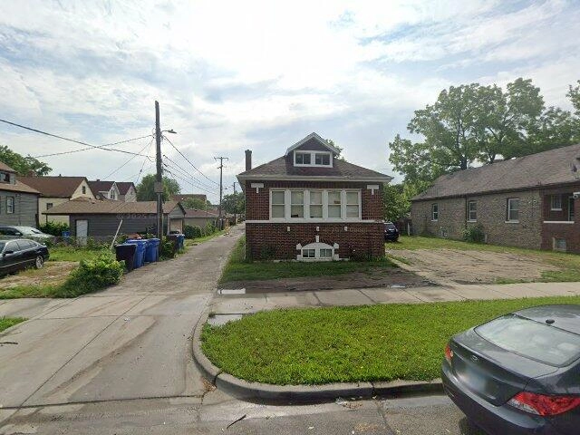 House image located at Chicago, IL 60617