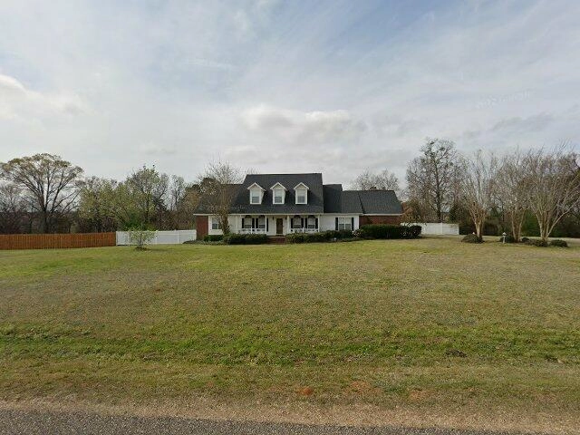 House image located at Deatsville, AL 36022