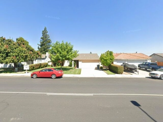 House image located at Oakdale, CA 95361