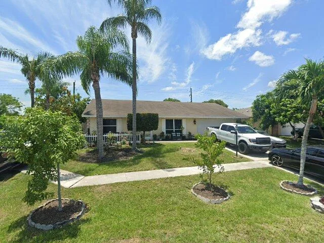 House image located at Lake Worth, FL 33463