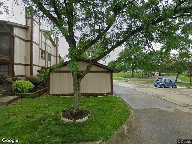 House image located at Akron, OH 44321