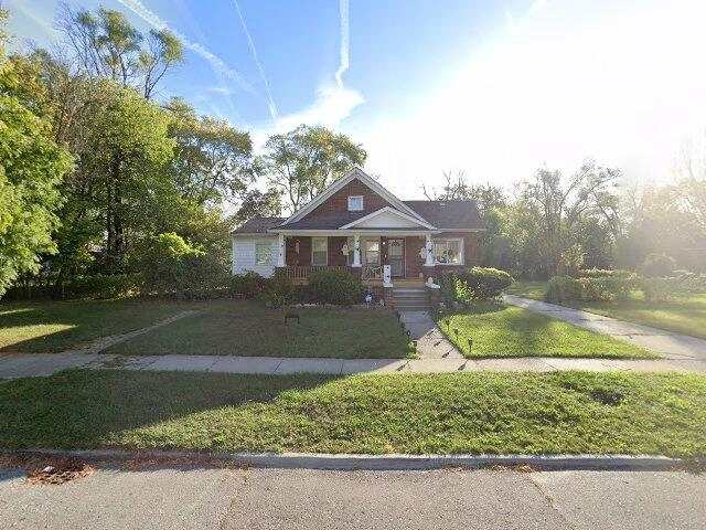 House image located at Detroit, MI 48227