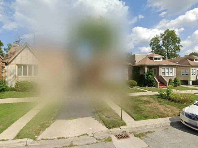 House image located at Chicago, IL 60643