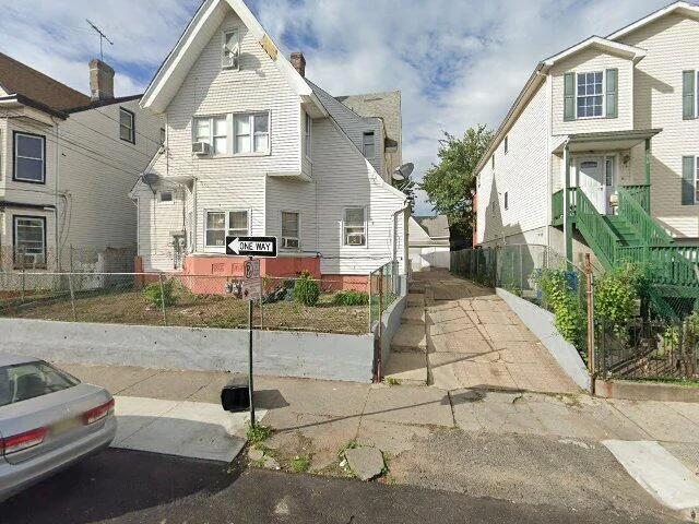 House image located at Paterson, NJ 07501