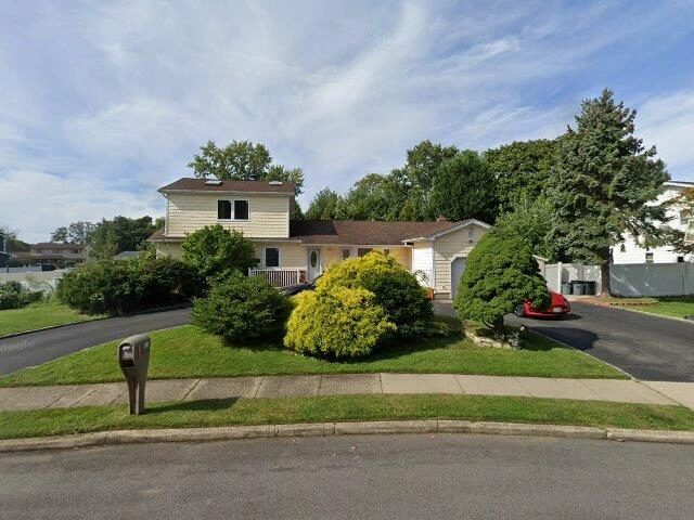 House image located at Deer Park, NY 11729