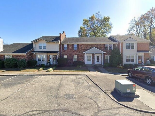 House image located at Louisville, KY 40242