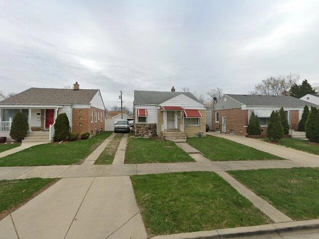 House image located at Bellwood, IL 60104