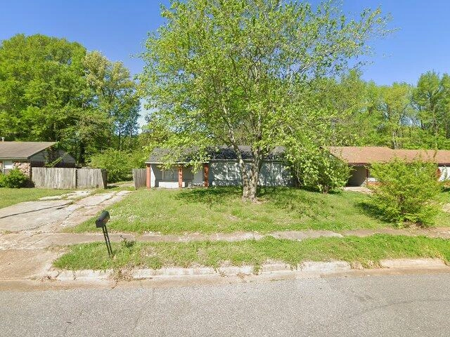 House image located at Memphis, TN 38109
