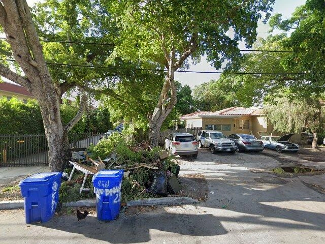 House image located at Miami, FL 33135