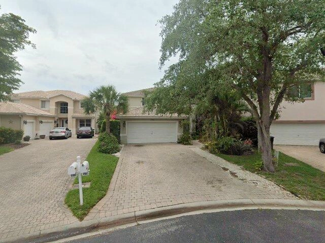 House image located at Fort Myers, FL 33967