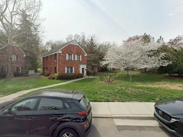 House image located at Alexandria, VA 22302