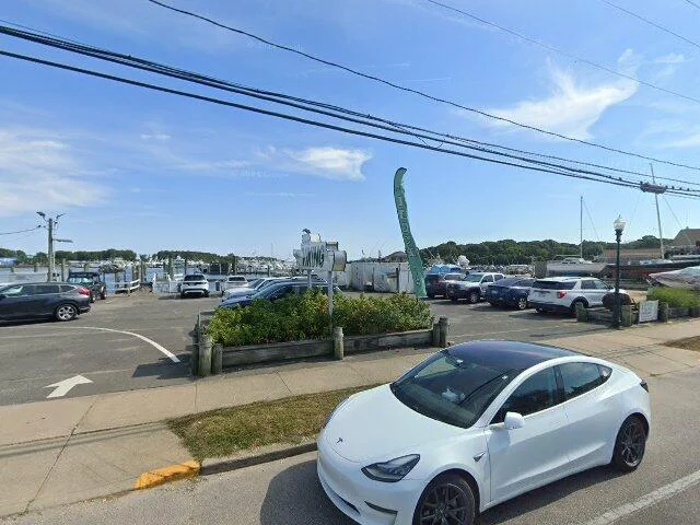 House image located at Montauk, NY 11954