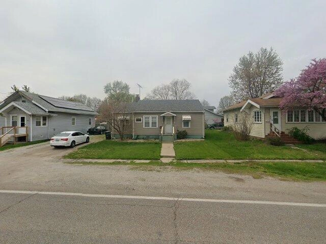 House image located at Gillespie, IL 62033