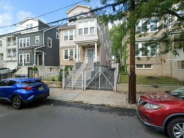 House image located at Newark, NJ 07112