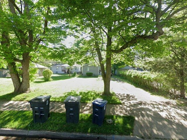 House image located at Akron, OH 44306