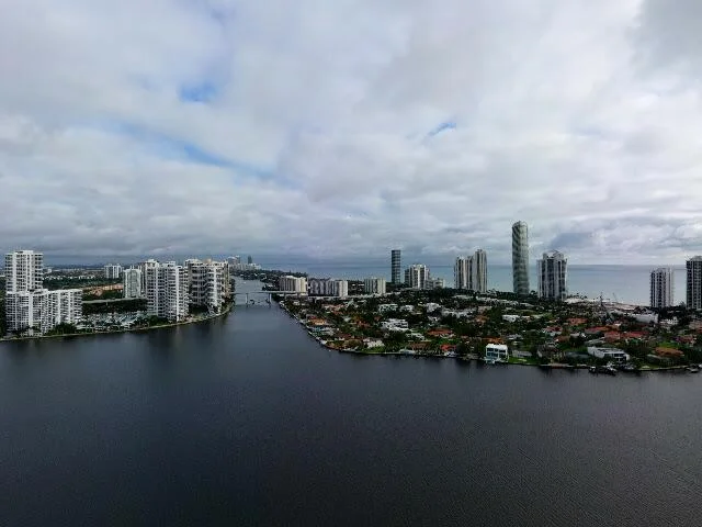 House image located at North Miami Beach, FL 33160