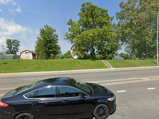 House image located at South Holland, IL 60473