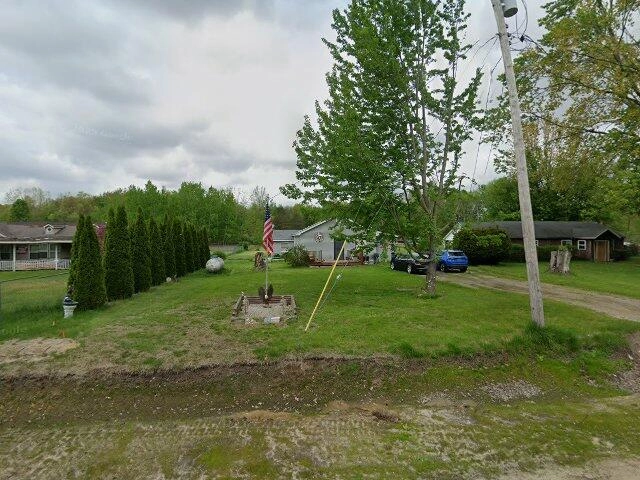 House image located at Montrose, MI 48457