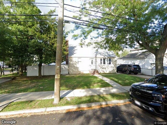 House image located at Staten Island, NY 10305