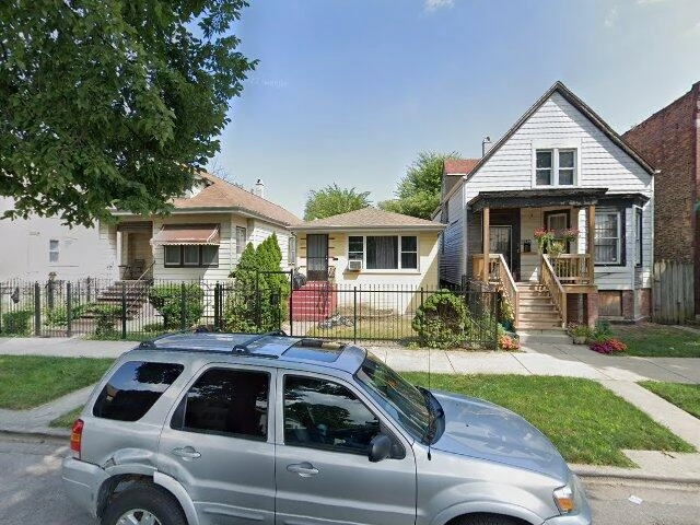 House image located at Chicago, IL 60636