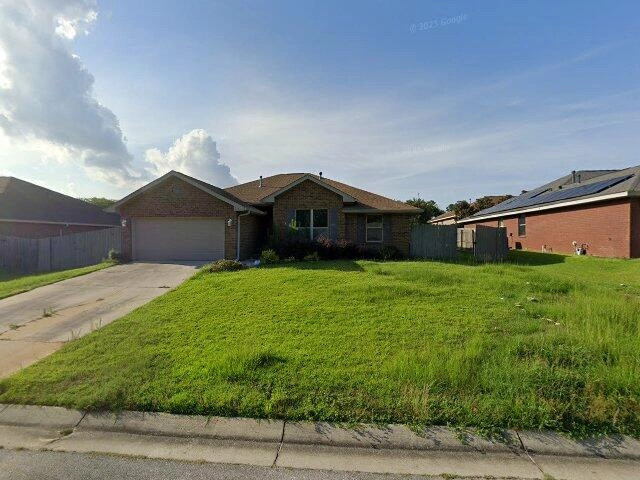 House image located at Pensacola, FL 32503