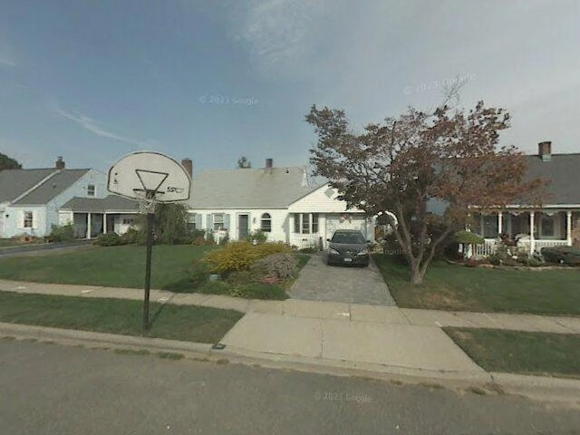 House image located at Islandia, NY 11749