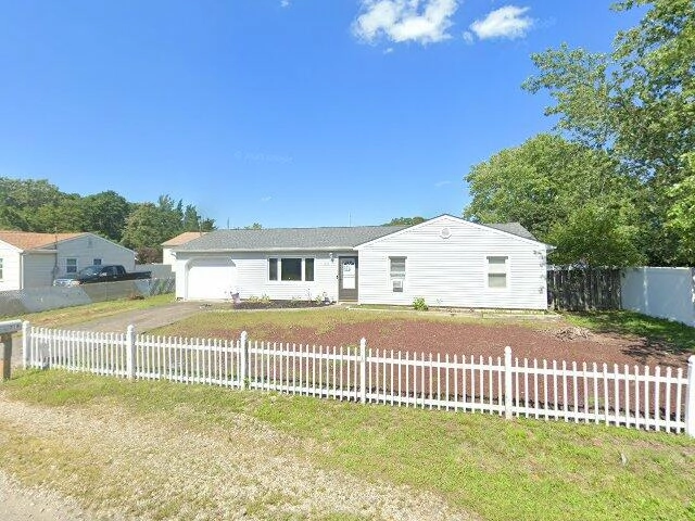 House image located at Brick, NJ 08723