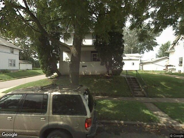 House image located at Freeport, IL 61032