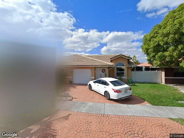 House image located at Miami, FL 33182