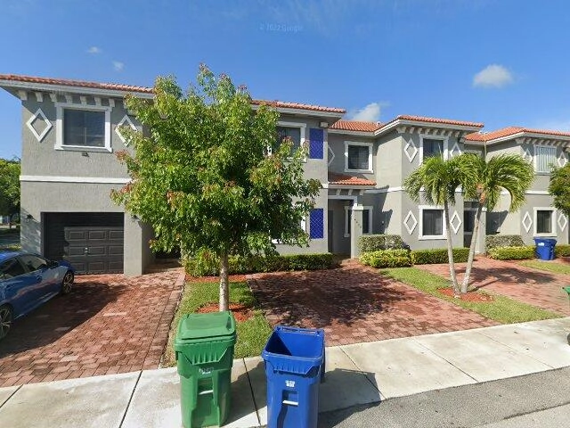 House image located at Miami, FL 33185