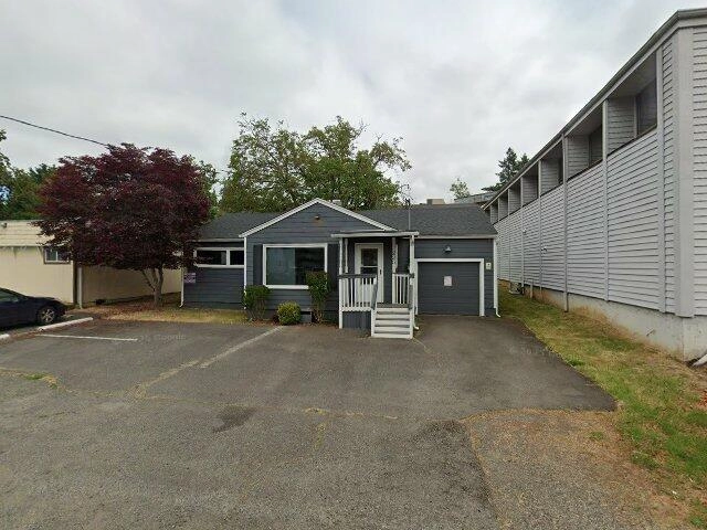 House image located at Salem, OR 97302