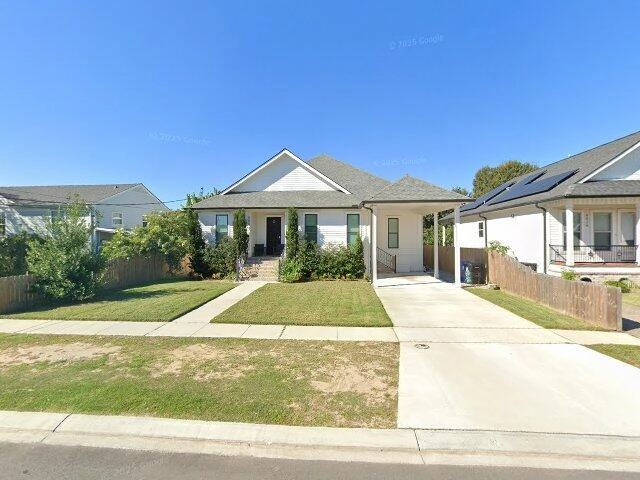House image located at New Orleans, LA 70122