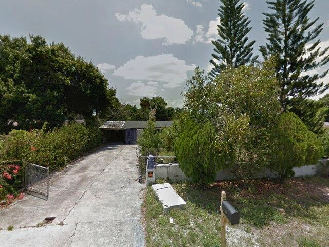 House image located at North Fort Myers, FL 33917