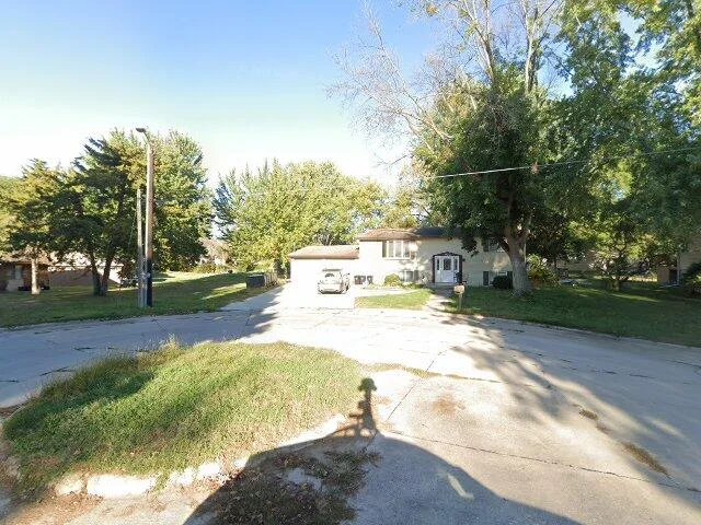House image located at Mason City, IA 50401
