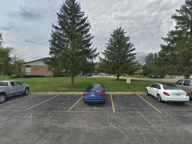 House image located at Willowbrook, IL 60527