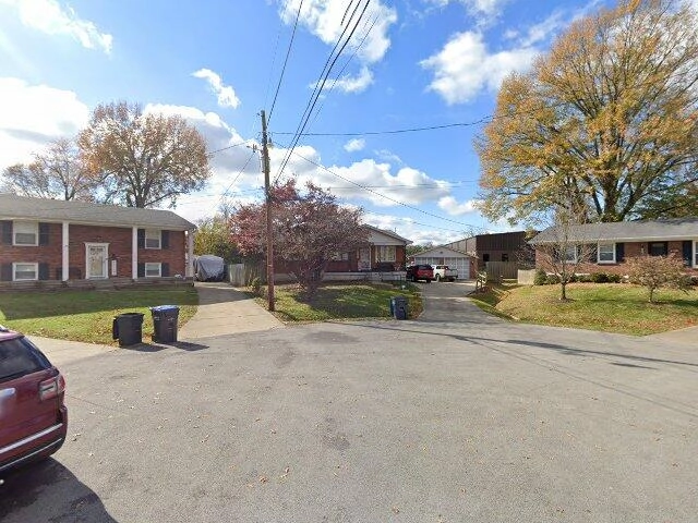 House image located at Louisville, KY 40219