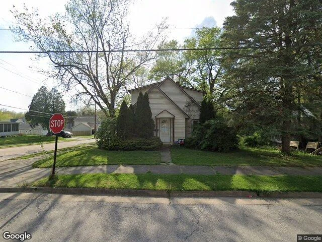 House image located at Akron, OH 44312