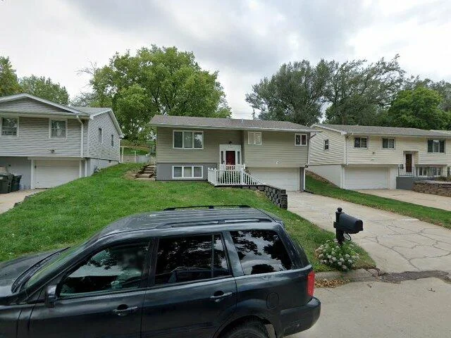 House image located at Sioux City, IA 51106