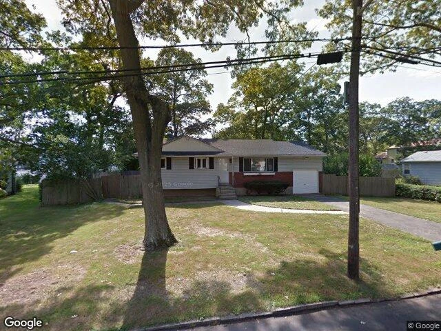 House image located at West Babylon, NY 11704