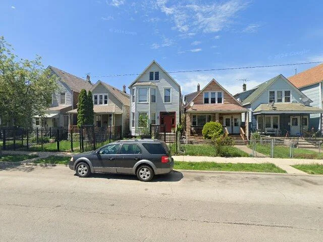 House image located at Chicago, IL 60617