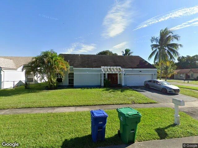 House image located at Hollywood, FL 33025
