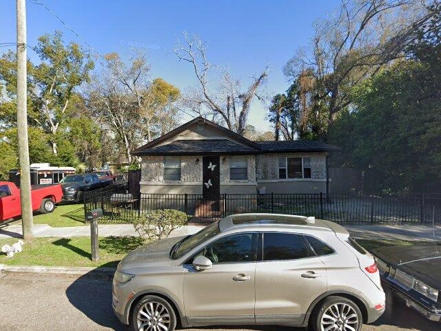 House image located at Jacksonville, FL 32209