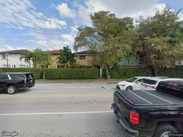 House image located at Miami, FL 33193
