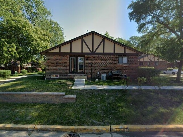 House image located at Villa Park, IL 60181