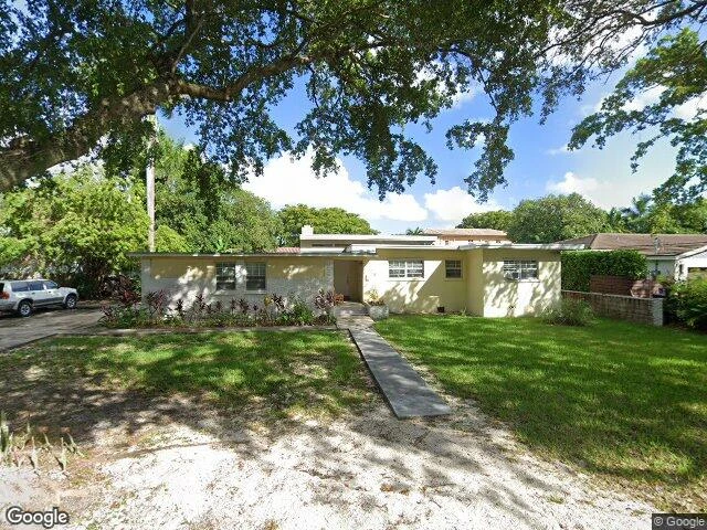 House image located at Miami, FL 33150