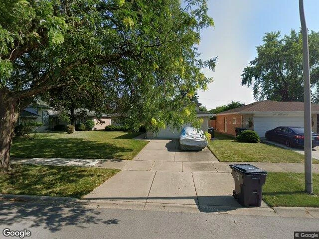 House image located at South Holland, IL 60473