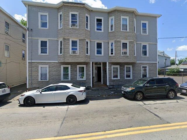 House image located at Saint Paul, MN 55117