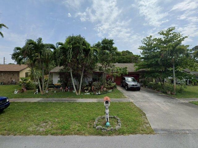 House image located at Lake Worth, FL 33463