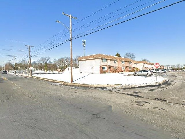 House image located at Vineland, NJ 08361