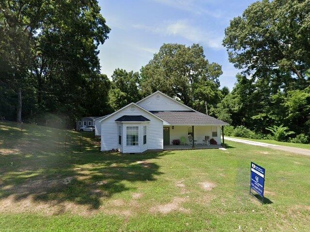 House image located at Trenton, TN 38382